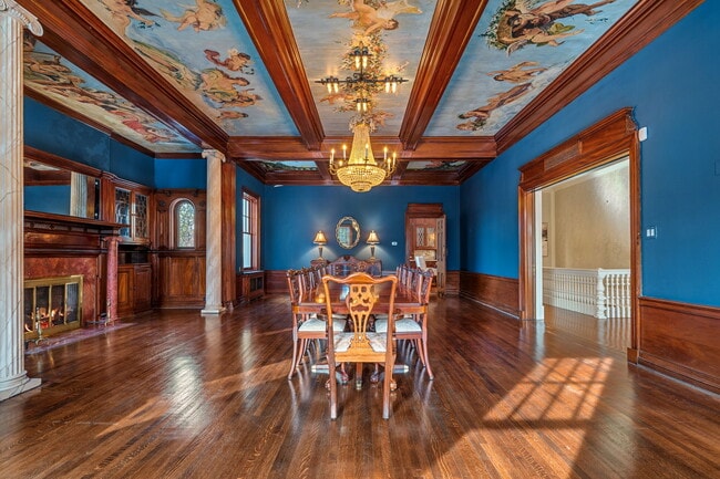 Building Photo - 5135 Ellsworth Ave