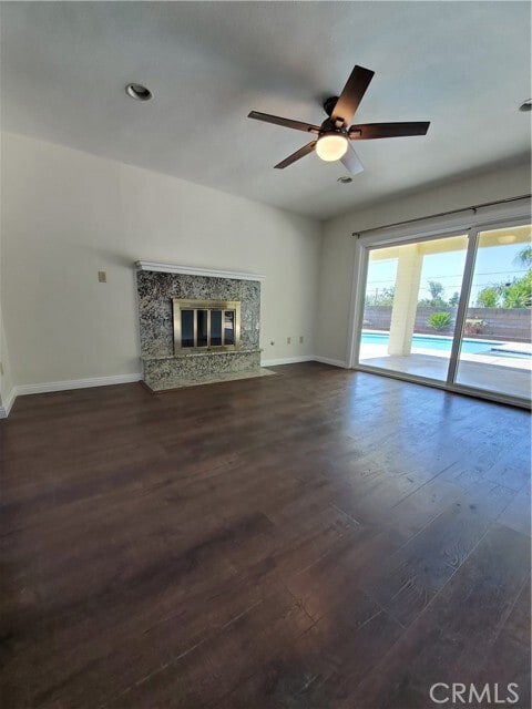 Building Photo - 588 W 17th St