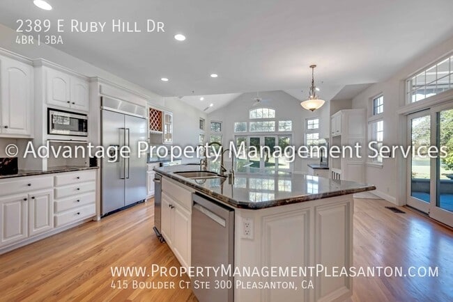 Building Photo - 2389 E Ruby Hill Dr