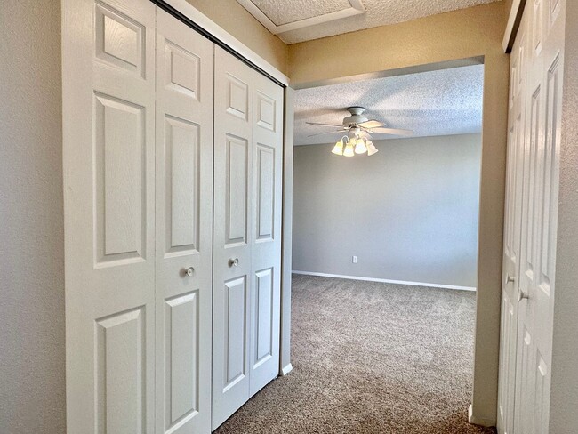 Building Photo - Conveniently Located Home in East Quincy H...
