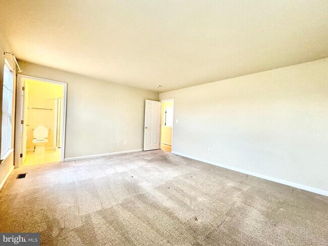 Building Photo - 22006 Stone Pier Ln