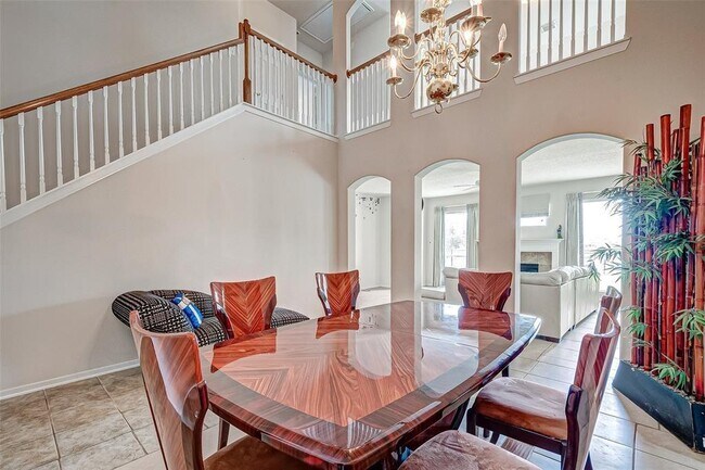 Building Photo - 15131 Live Oak Bend Way