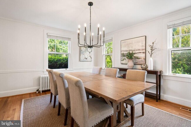 Building Photo - 4008 Rosemary St