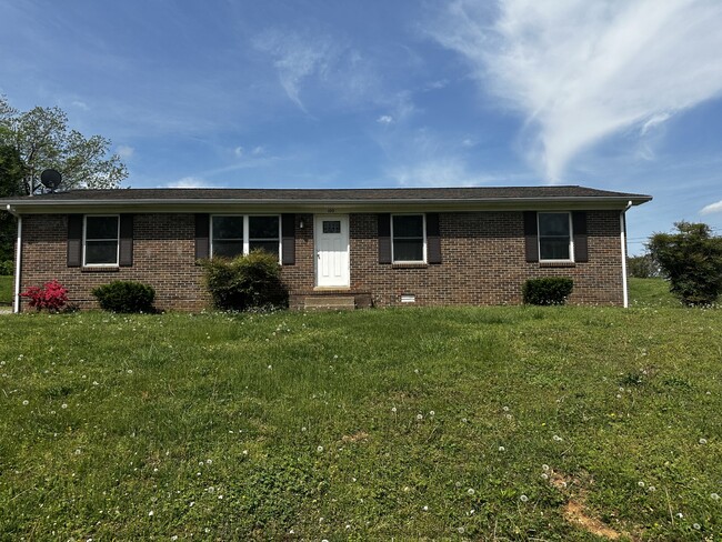 Primary Photo - 100 Parker Rd