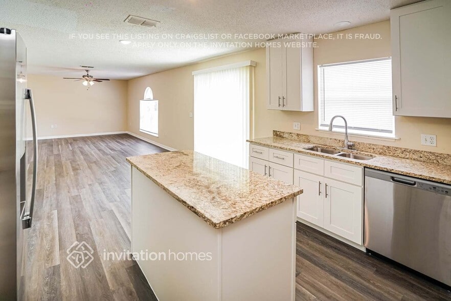 Building Photo - 849 Sunset Cove Dr