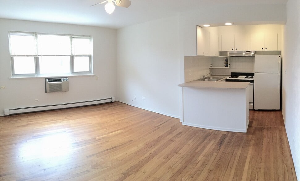 Interior Photo - Hollywood Beach