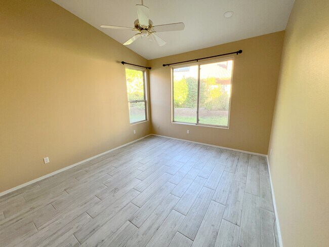 Building Photo - 24031 N 73rd Pl