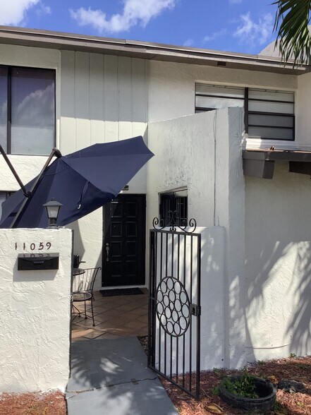 Building Photo - 11059 SW 69th Ter