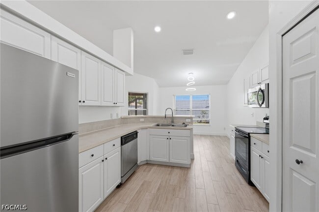 Building Photo - 1309 SW 29th St
