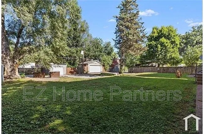 Building Photo - 3005-3007 S Compton Ave