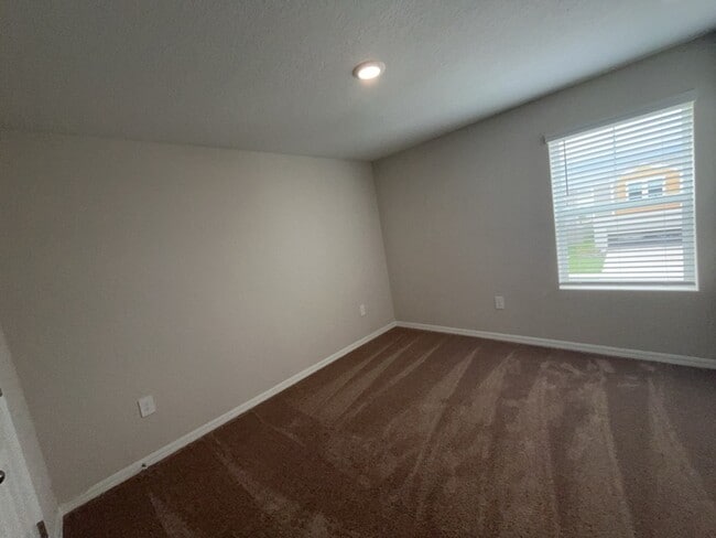Building Photo - 4075 Gardenia Ave