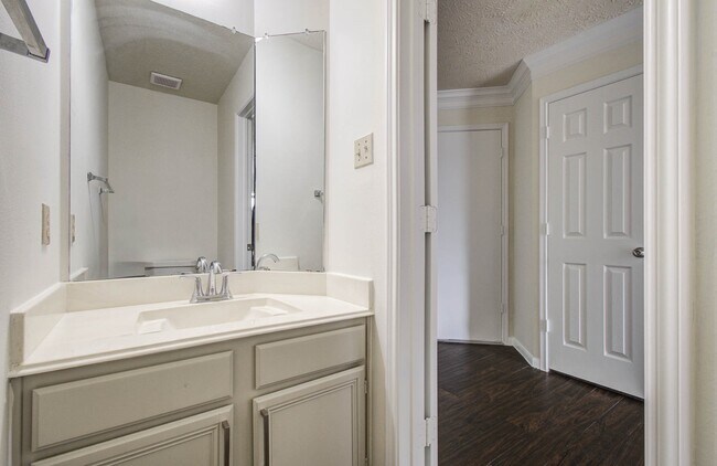 Building Photo - 3746 Havenmoor Pl