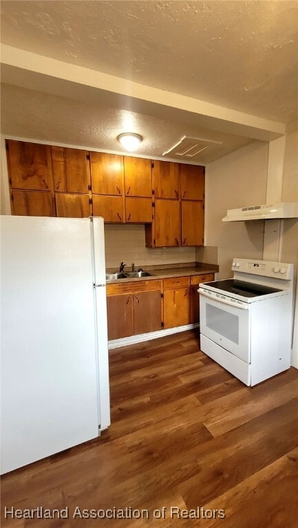 Building Photo - 414 S Delaney Ave