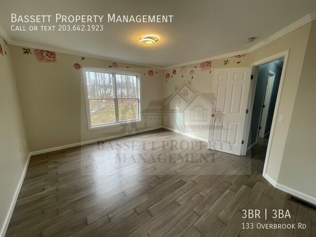 Building Photo - 133 Overbrook Rd