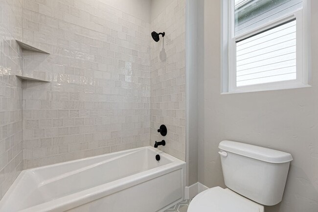 Building Photo - 4 Bed | 4 Bath | 3,591 Sq. Ft. | 1 Acre | RV Garage | Brand-New Luxury Home