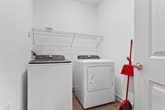 Building Photo - 14532 Star Water Rd