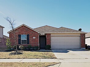 Building Photo - COMING SOON IN LITTLE ELM!