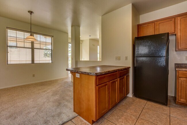 Building Photo - 221 Spring St