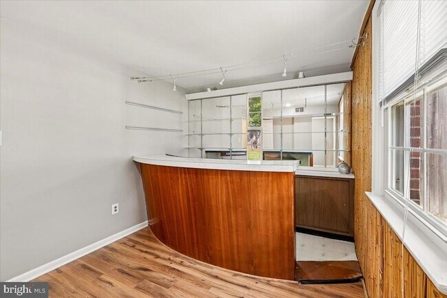 Building Photo - 1103 Playford Ln