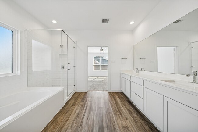 Building Photo - 14309 Yellow Hawthorn Ct