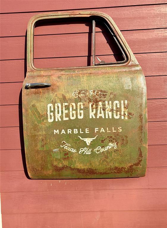 Building Photo - 193 Slenderleaf Dr