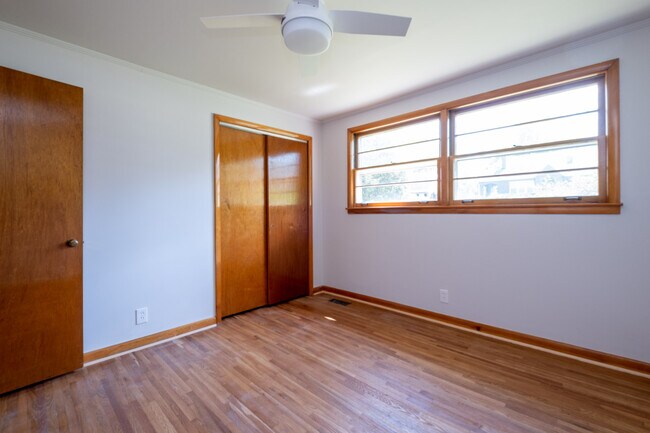 Building Photo - 1021 Maynor Ave