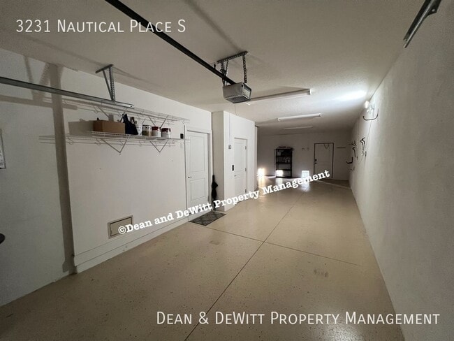 Building Photo - 3231 Nautical Pl S