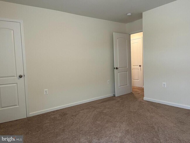 Building Photo - 104 Rappahannock Run