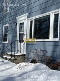Building Photo - 33 Roosevelt Ave