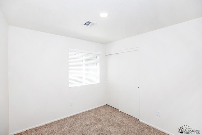 Building Photo - 7561 E 45th St