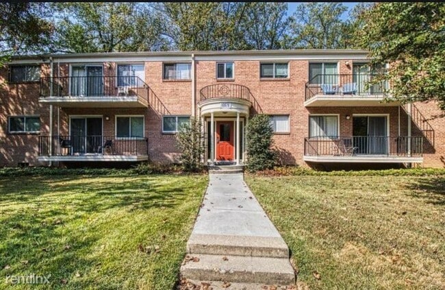 Building Photo - 10676 Weymouth St