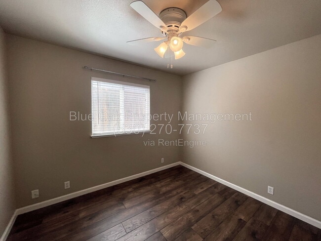 Building Photo - 3079 Boulder Dr