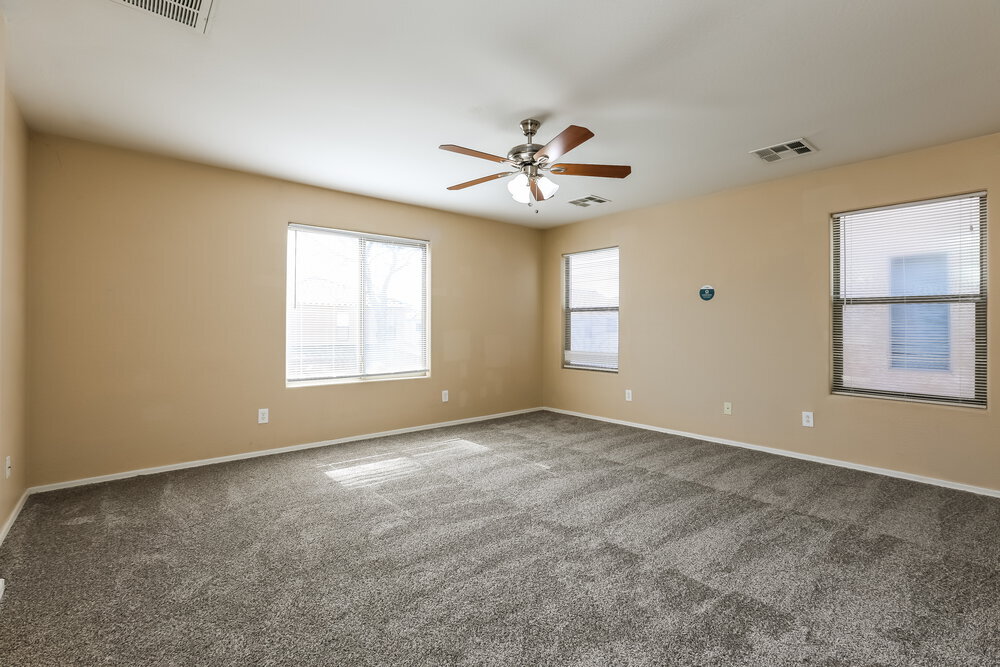 Building Photo - 9383 W Cordes Rd