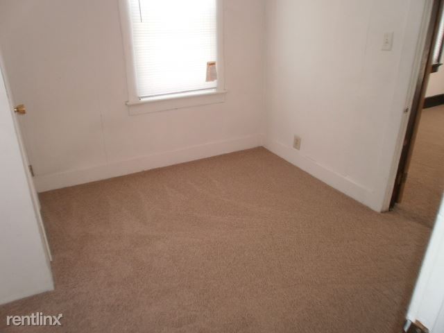 Building Photo - 2 br, 1 bath House - 2301 Mount Olivet Rd