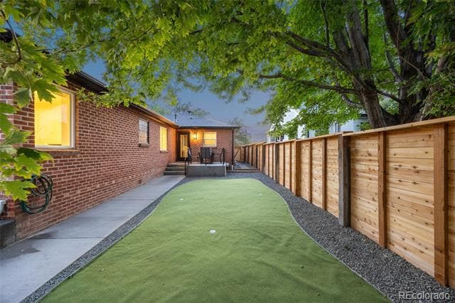 Building Photo - 550 S Franklin St