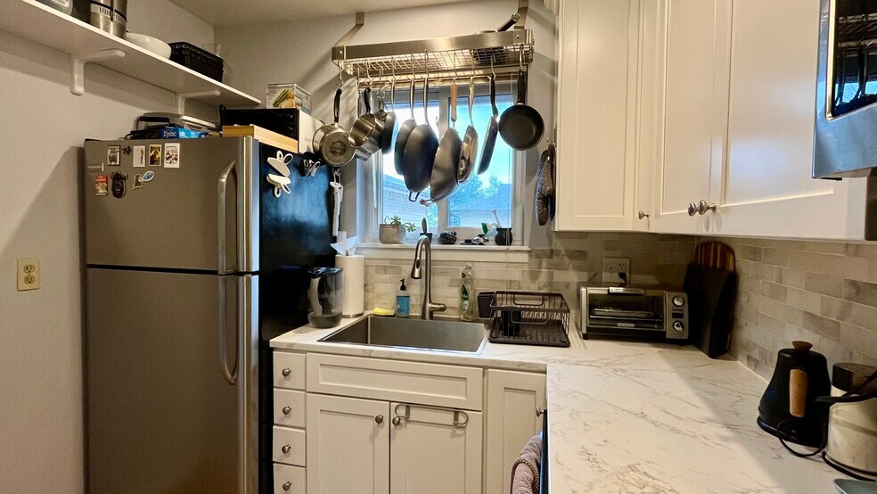 Building Photo - 3065 30th St