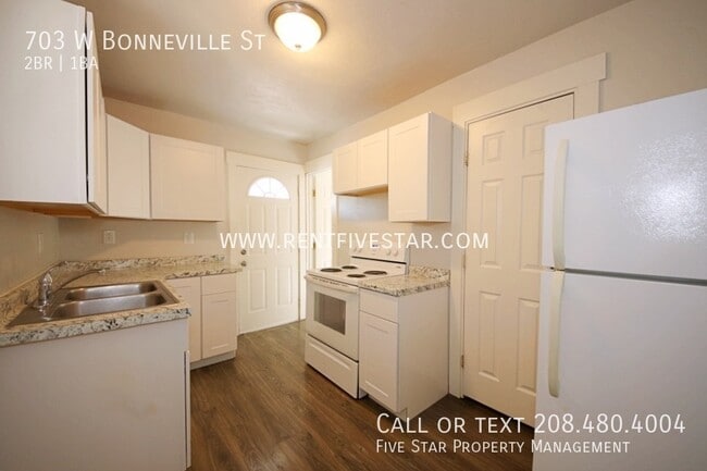 Building Photo - 703 W Bonneville St