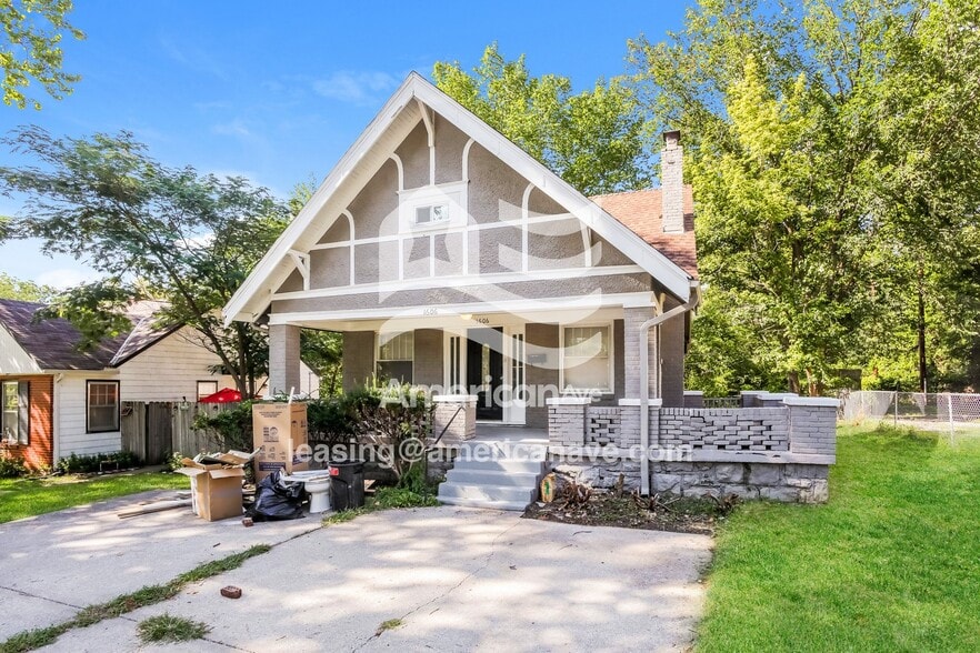 Building Photo - 1606 E 72nd St