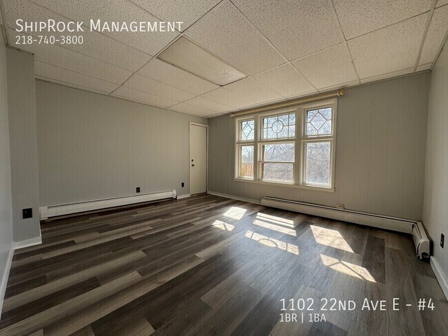 Building Photo - 1102 22nd Ave E