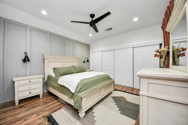 Building Photo - 111 Jenkins St