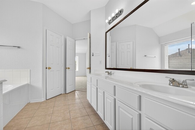 Building Photo - 3031 Reindeer Run