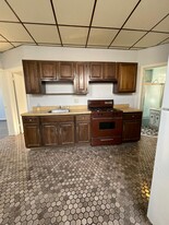 Building Photo - 559 Avenue A