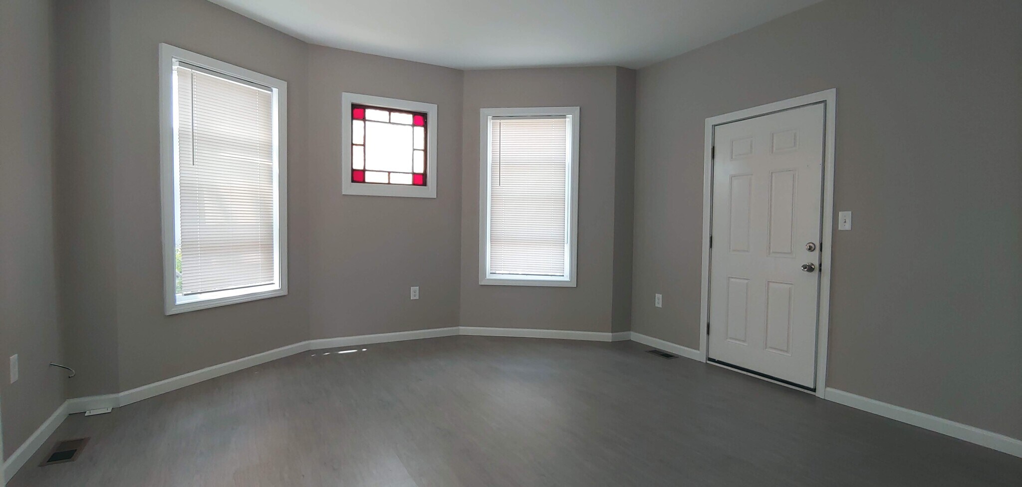 Bedroom #1 - 58 Paine St