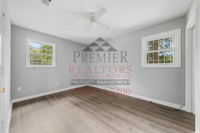 Building Photo - 1617 Woodhollow Dr