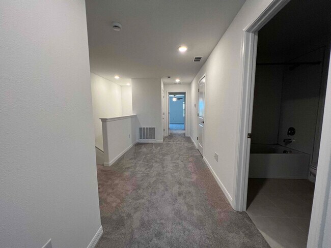 Building Photo - 32051 Powderpuff Mimosa Dr