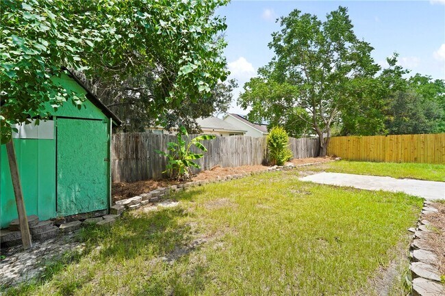 Building Photo - 169 Fontenot Dr
