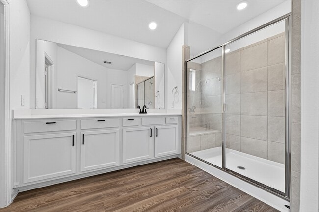 Building Photo - 5415 Tourmaline Wy