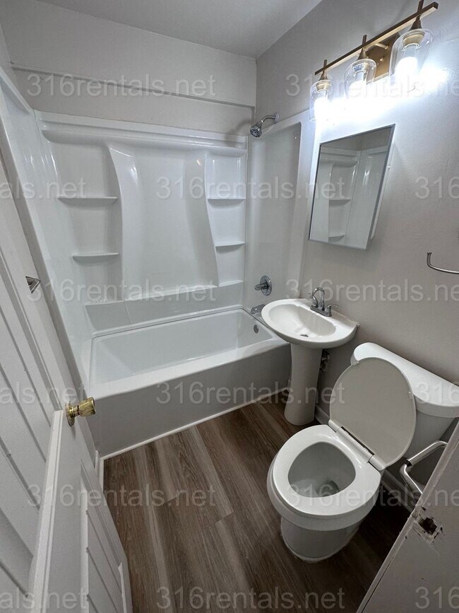 Building Photo - COMING SOON, PLEASE CHECK BACK.