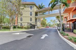 Building Photo - 1610 Presidential Way