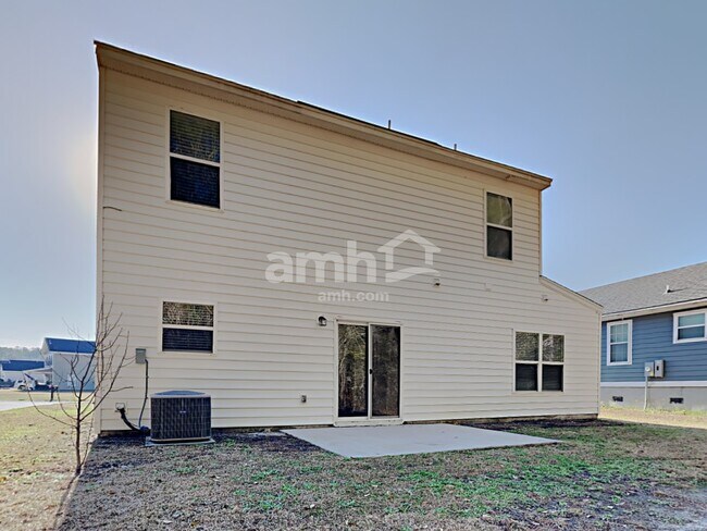Building Photo - 423 Sablewood Dr